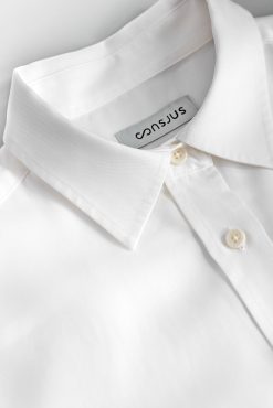 Dameskjorte i Tencel i farven hvid fra Consjus